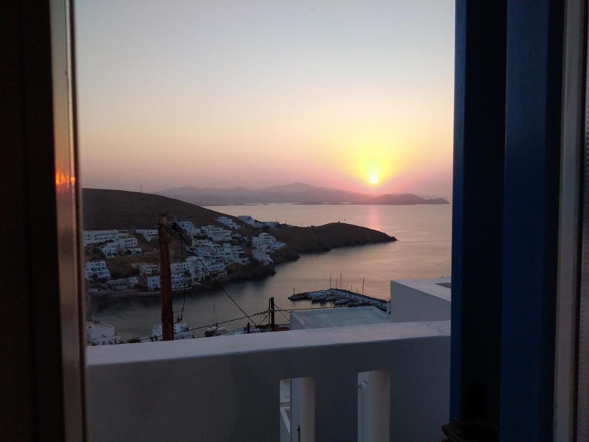Θέαστρον - Theastron House With Great View In Chora Apartment Pera Gyalos Exterior photo
