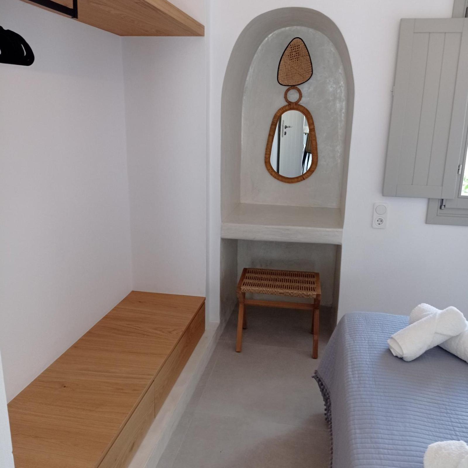 Θέαστρον - Theastron House With Great View In Chora Apartment Pera Gyalos Exterior photo