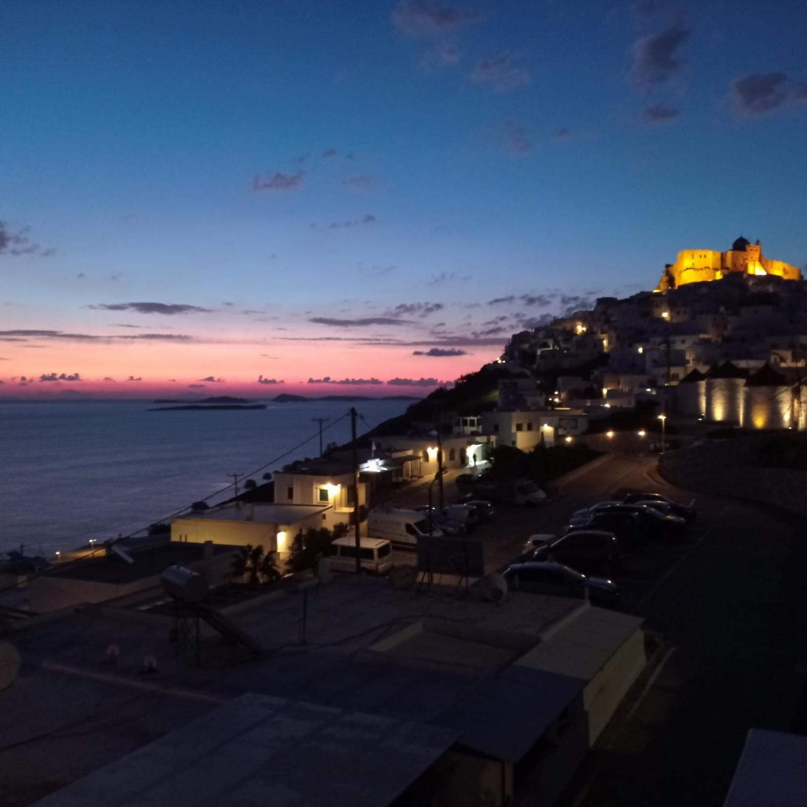 Θέαστρον - Theastron House With Great View In Chora Apartment Pera Gyalos Exterior photo